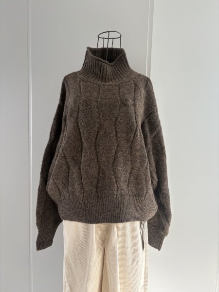 画像1: ケーブル地柄 ハイネック ニット (1)